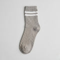Retro Crewsocks „Silver Lining“ – Gestreifte Socken in Melange-Grau (Gr. 39-42)
